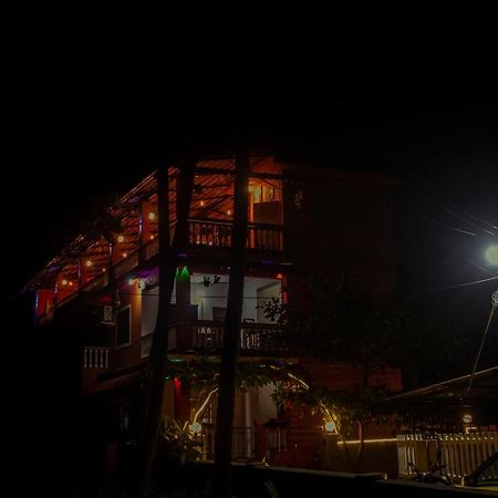 Bonds Hostelカンドリム エクステリア 写真